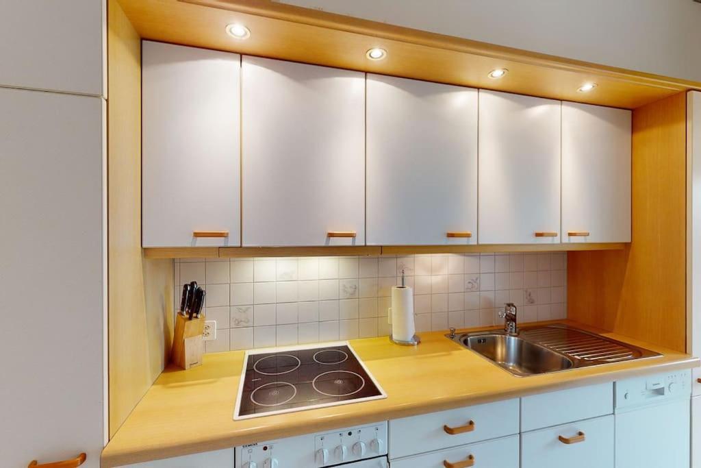 Executive 1 Bedroom Flat, City Center Zurich Bagian luar foto