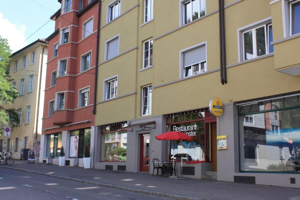 Executive 1 Bedroom Flat, City Center Zurich Bagian luar foto